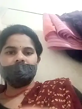 Snapshot of JULEE-740 chatting on 13, 11, 2025 JULEE-740 online show from 13, 11, 2025