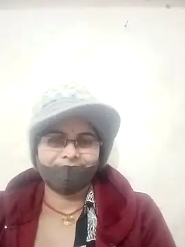 Snapshot of JULEE-740 chatting on 5, 12, 2025 JULEE-740 online show from 5, 12, 2025