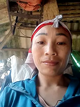 lucybaby00 online show from 19, 12, 2025