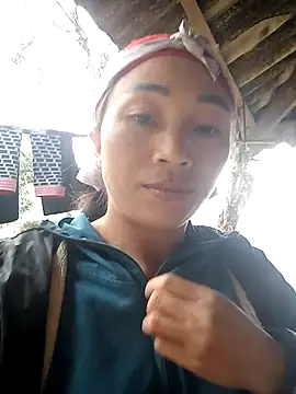 lucybaby00 online show from 20, 12, 2025