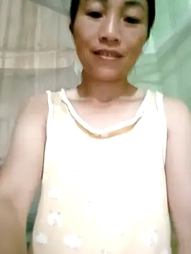 Snapshot of lucybaby00 chatting on 25, 6, 2026 lucybaby00 online show from 25, 6, 2026