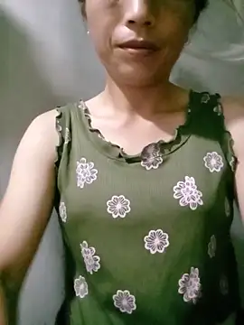 Snapshot of lucybaby00 chatting on 28, 6, 2026 lucybaby00 online show from 28, 6, 2026