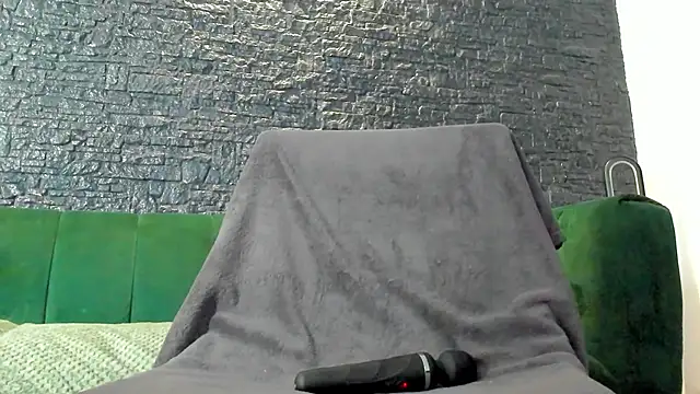 AnneSins online show from 6, 10, 2025