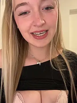 emilypeperoni online show from 11, 4, 2026