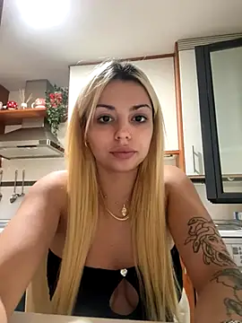 NoeliaGarcia17 online show from 13, 10, 2025