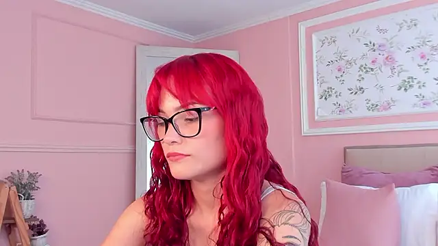 mae lyra online show from 14, 3, 2026