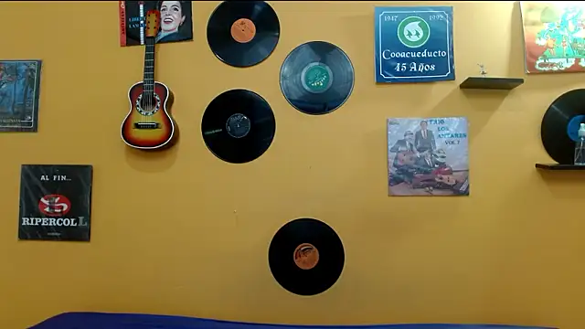 skinnyverus18 online show from 14, 1, 2026