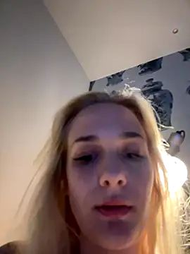 DaryaDoll online show from 28, 9, 2025