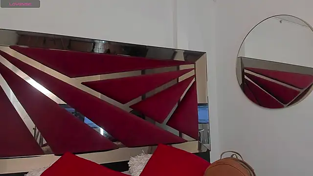 Snapshot of SaraWagner_ chatting on 7, 1, 2026 SaraWagner online show from 7, 1, 2026