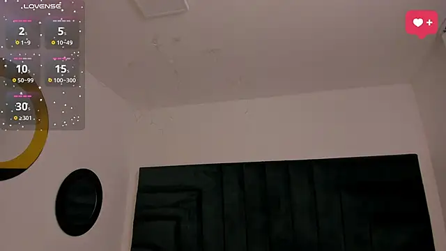 Snapshot of SaraWagner_ chatting on 7, 2, 2026 SaraWagner online show from 7, 2, 2026