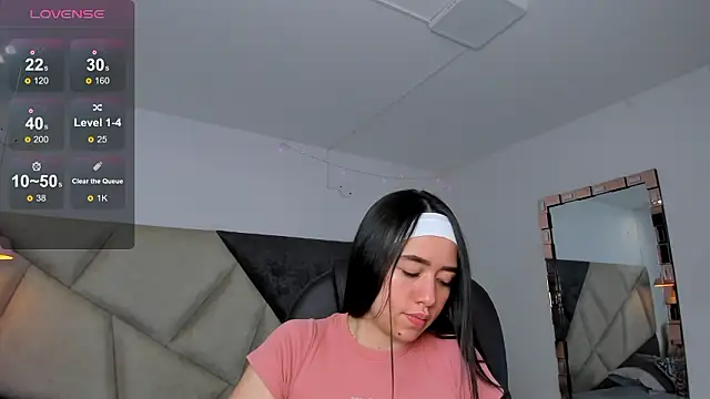 Snapshot of SaraWagner_ chatting on 11, 3, 2026 SaraWagner online show from 11, 3, 2026