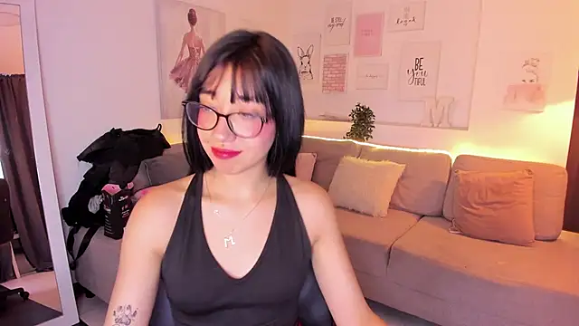 Snapshot of Miacorner_ chatting on 30, 10, 2025 Miacorner online show from 30, 10, 2025