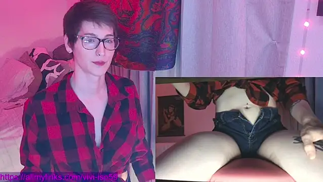 Snapshot of vivi-iso59 chatting on 21, 10, 2025 vivi-iso59 online show from 21, 10, 2025