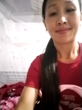 Snapshot of cute_love00 chatting on 18, 9, 2025 cute love00 online show from 18, 9, 2025