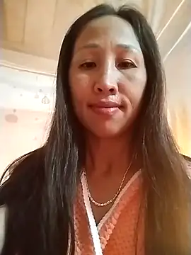 cute love00 online show from 23, 11, 2025