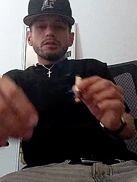 Snapshot of Andrez5041 chatting on 29, 9, 2025 Andrez5041 online show from 29, 9, 2025