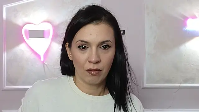 AlyaRei online show from 9, 11, 2025