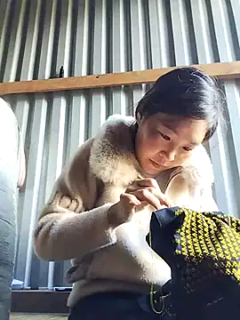 vivi cute online show from 5, 10, 2025