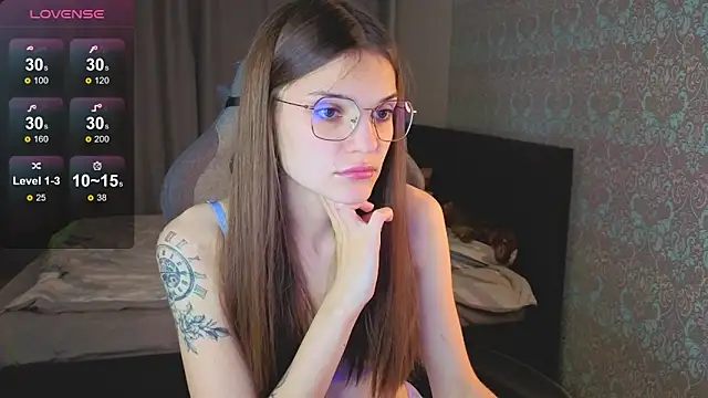 Snapshot of magic_shy_ chatting on 14, 9, 2025 magic shy online show from 14, 9, 2025