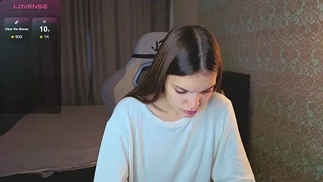 Snapshot of magic_shy_ chatting on 19, 9, 2025 magic shy online show from 19, 9, 2025