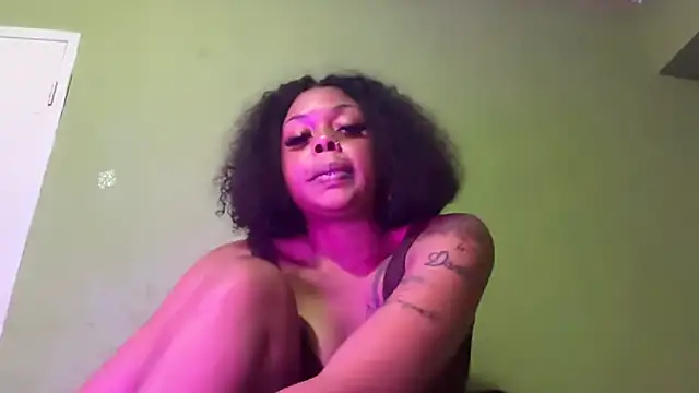 Liaprettygirl online show from 6, 4, 2026