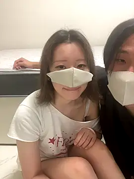 Snapshot of reon_reonreon chatting on 20, 10, 2025 reon reonreon online show from 20, 10, 2025