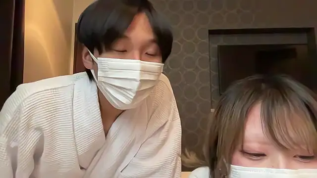 Snapshot of reon_reonreon chatting on 17, 11, 2025 reon reonreon online show from 17, 11, 2025