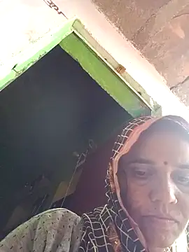 Snapshot of Pinky12A chatting on 31, 10, 2025 Pinky12A online show from 31, 10, 2025