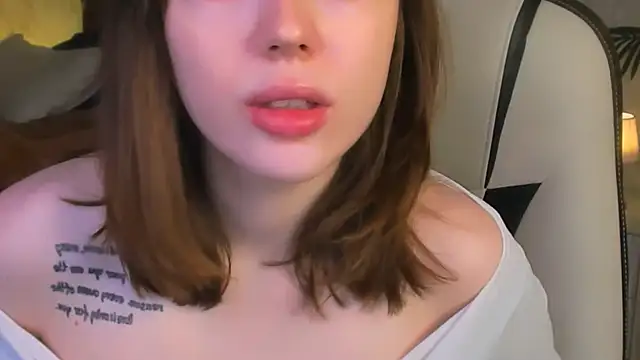 Lunar Lily online show from 20, 12, 2025