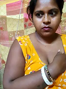 Hot-Show2 online show from 16, 4, 2026