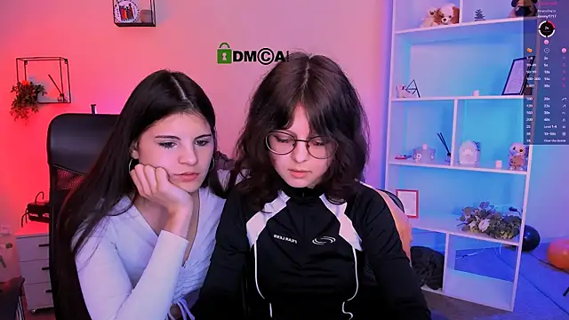 lizzie boom online show from 8, 11, 2025