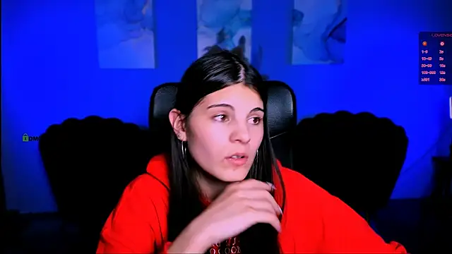 lizzie boom online show from 19, 11, 2025