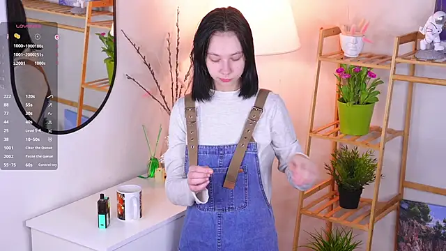 SuzanneHowse online show from 4, 2, 2026