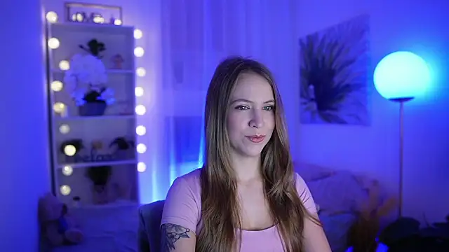 Snapshot of Cindy_Grey chatting on 29, 10, 2025 Cindy Grey online show from 29, 10, 2025