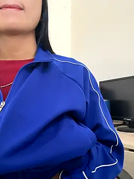 thaoyeuuu online show from 10, 10, 2025