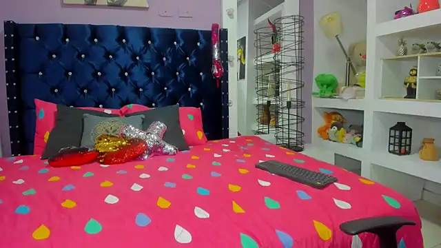 Snapshot of elianaa_soto chatting on 24, 10, 2025 elianaa soto online show from 24, 10, 2025