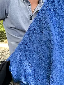 hugobolide online show from 22, 9, 2025