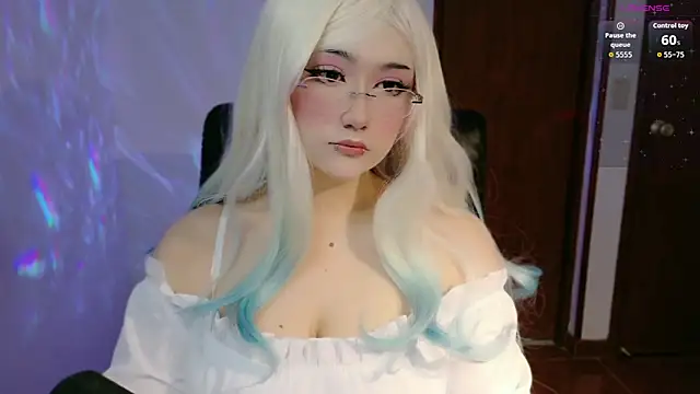 Livelle69 online show from 9, 11, 2025