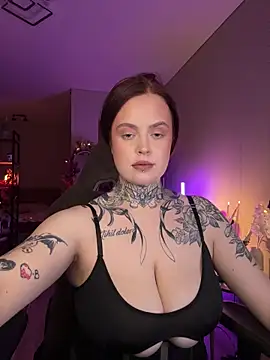 Mariiiiiway online show from 12, 10, 2025