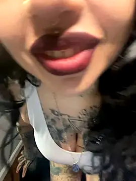 chicanachic13 online show from 19, 10, 2025