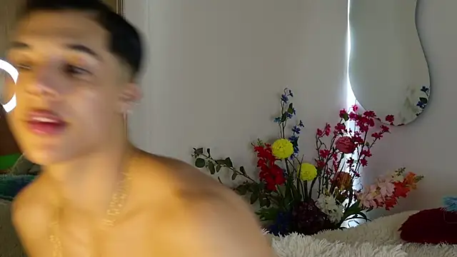 Troye Williams online show from 12, 7, 2026
