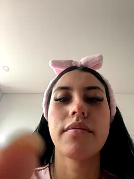 Victoria alson online show from 3, 11, 2025