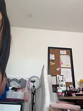 Victoria alson online show from 11, 6, 2026