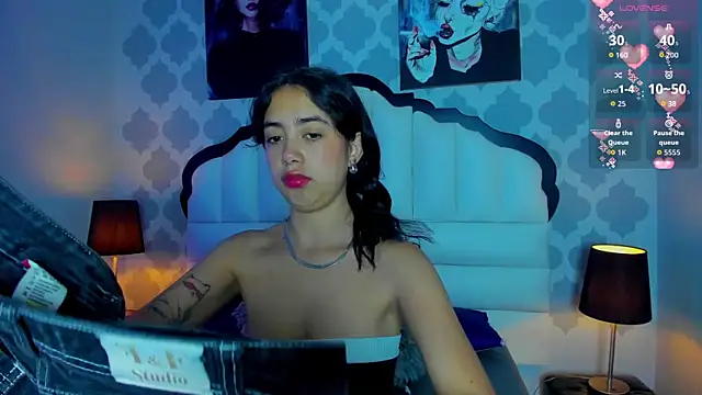 Snapshot of AlissonBelucci chatting on 14, 10, 2025 AlissonBelucci online show from 14, 10, 2025