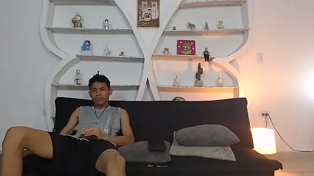 BEAUTY BOYS1 online show from 5, 12, 2025