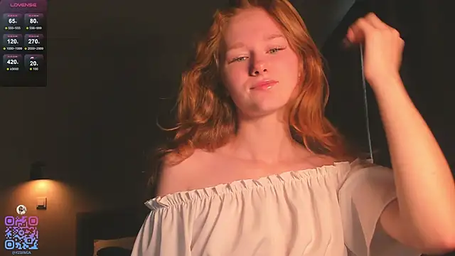 Snapshot of BreezeJam chatting on 22, 9, 2025 BreezeJam online show from 22, 9, 2025