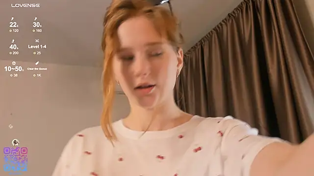 Snapshot of BreezeJam chatting on 16, 12, 2025 BreezeJam online show from 16, 12, 2025