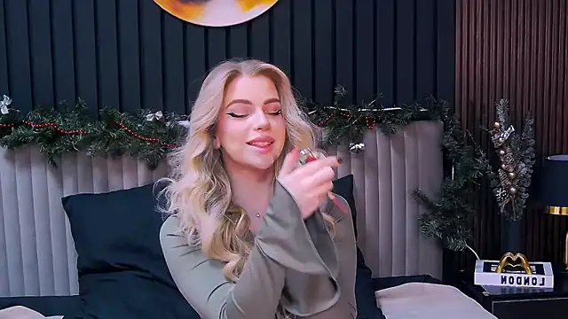 MilanaCeleste online show from 22, 12, 2025