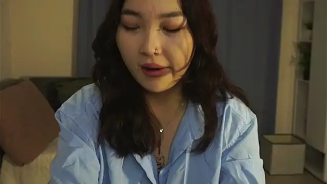 Snapshot of ColettaMejias chatting on 13, 11, 2025 ColettaMejias online show from 13, 11, 2025