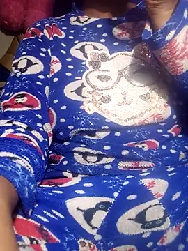 Snapshot of Night_Angel06 chatting on 17, 12, 2025 Night Angel06 online show from 17, 12, 2025